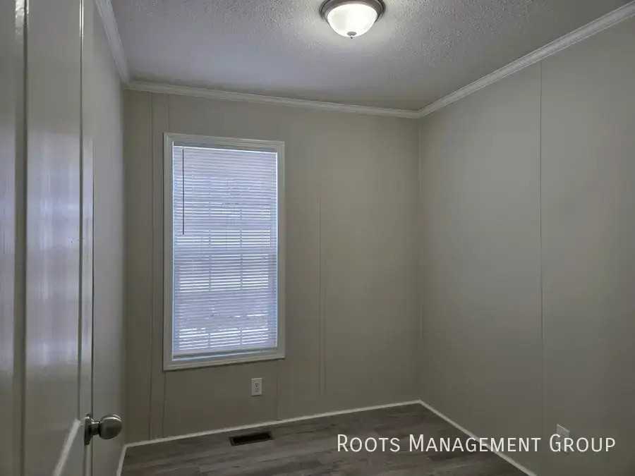 53 Carriage Lane Est #53 - Photo 2 of 10