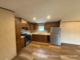 featured image of 1622 S Lowry St #7