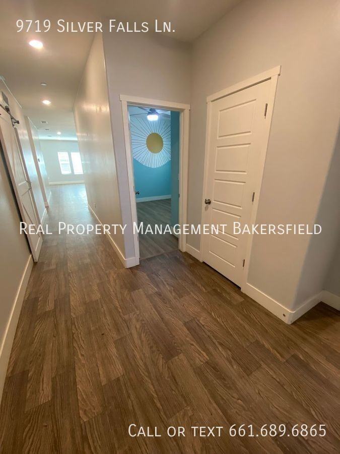 9719 Silver Falls Ln - Photo 5 of 12