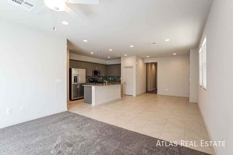 1625 Guyot Ct - Photo 3 of 21