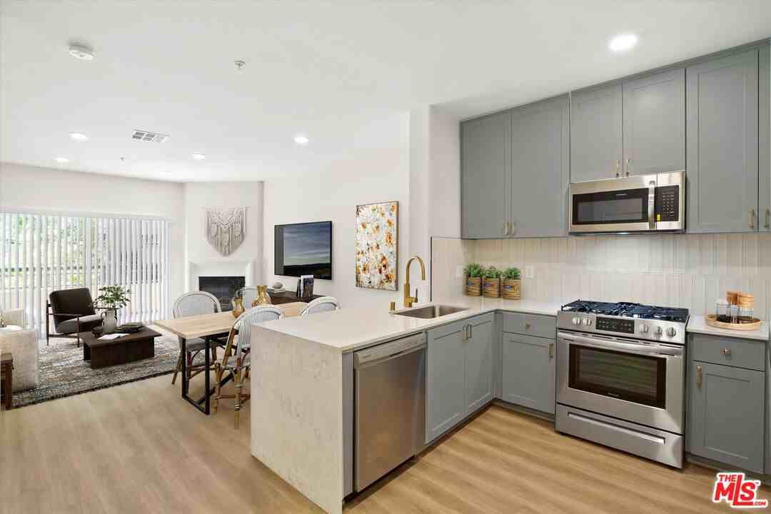 1901 N Buena Vista St #1901-1112 - Photo 3 of 19