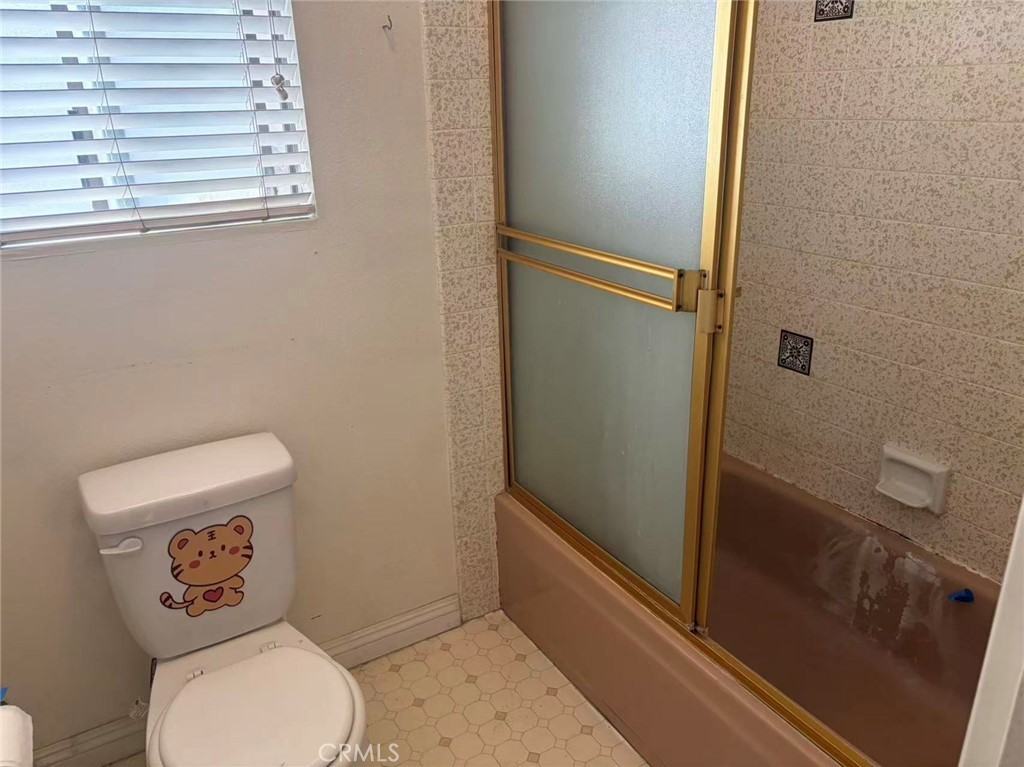 116 E Commonwealth Ave #116 - Photo 2 of 12