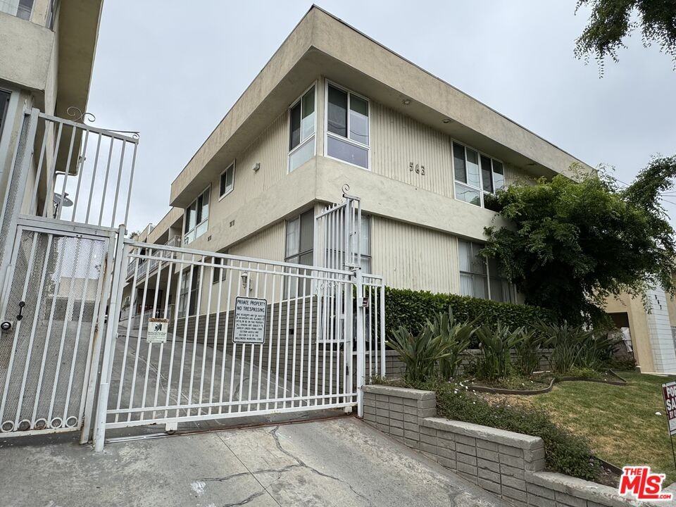 563 E Hazel St #563-6 - Photo 3 of 11