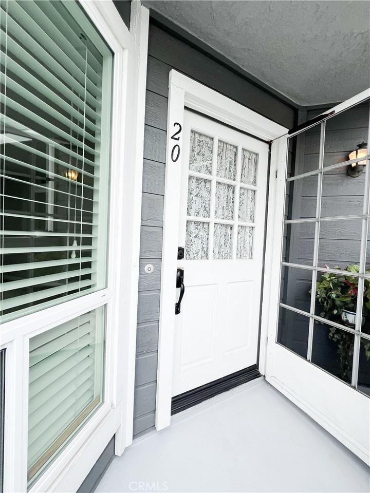 20 Coventry Ln #20-267 - Photo 3 of 18