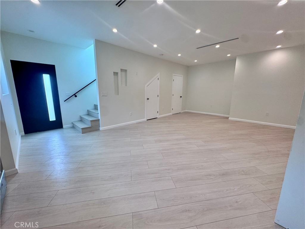 10787 Las Lunitas Ave #10787 - Photo 3 of 31