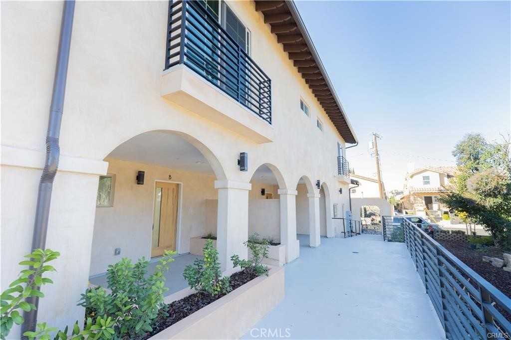 1308 Stevens Ave #1308D - Photo 2 of 50