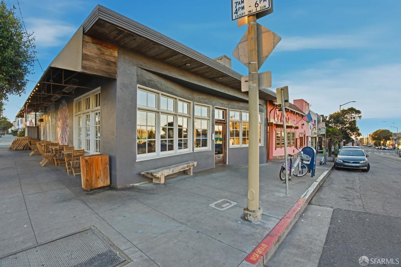 3945 Judah St #3945-505 - Photo 3 of 35