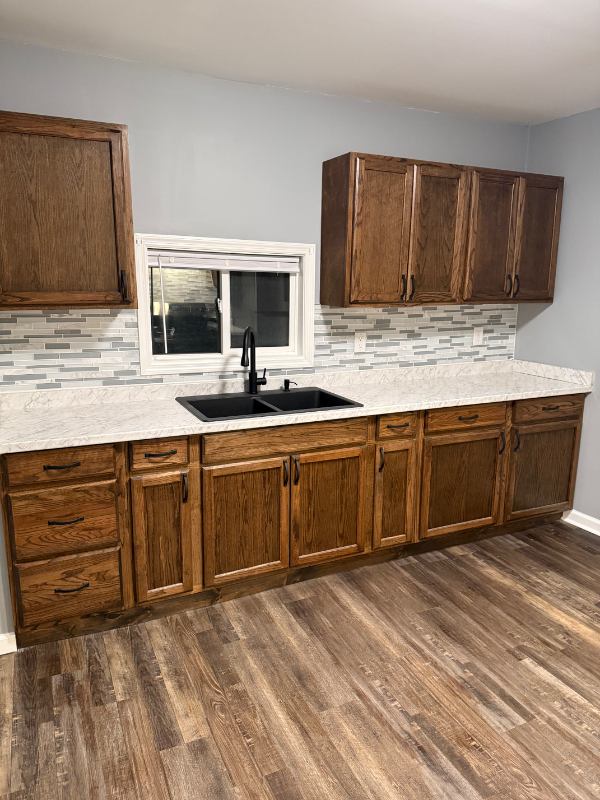 208 E N St - Photo 6 of 25