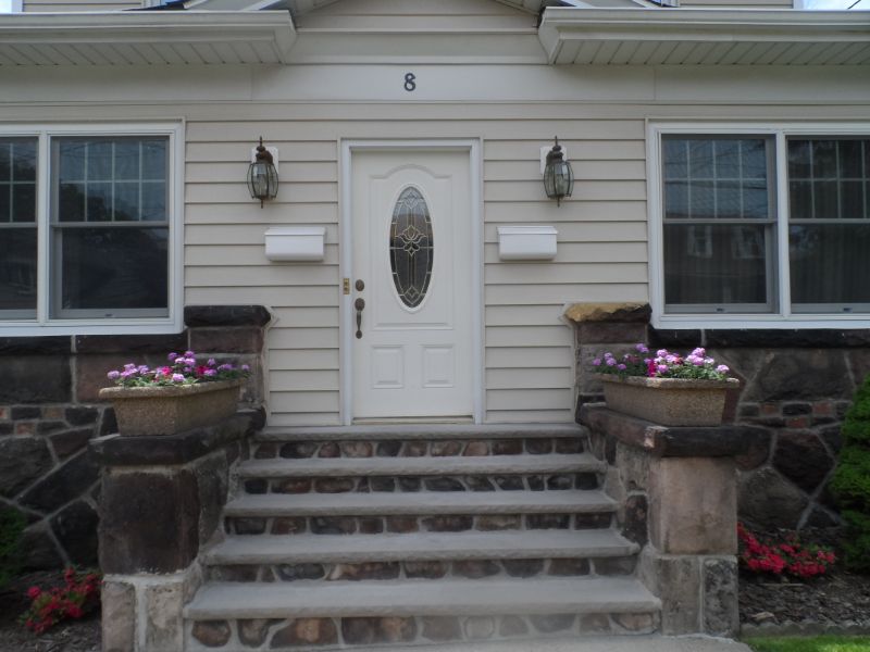 8 E Bayview Ave - Photo 2 of 24