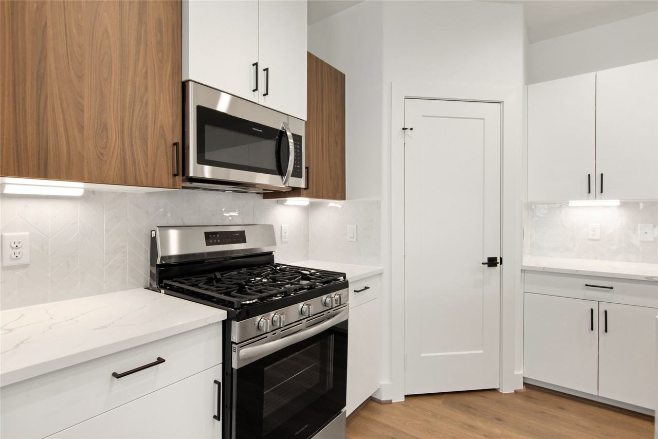 2761 Sunny Briar Dr #2761 - Photo 6 of 25