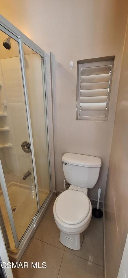 7337 Balboa Blvd #7337-5 - Photo 5 of 13