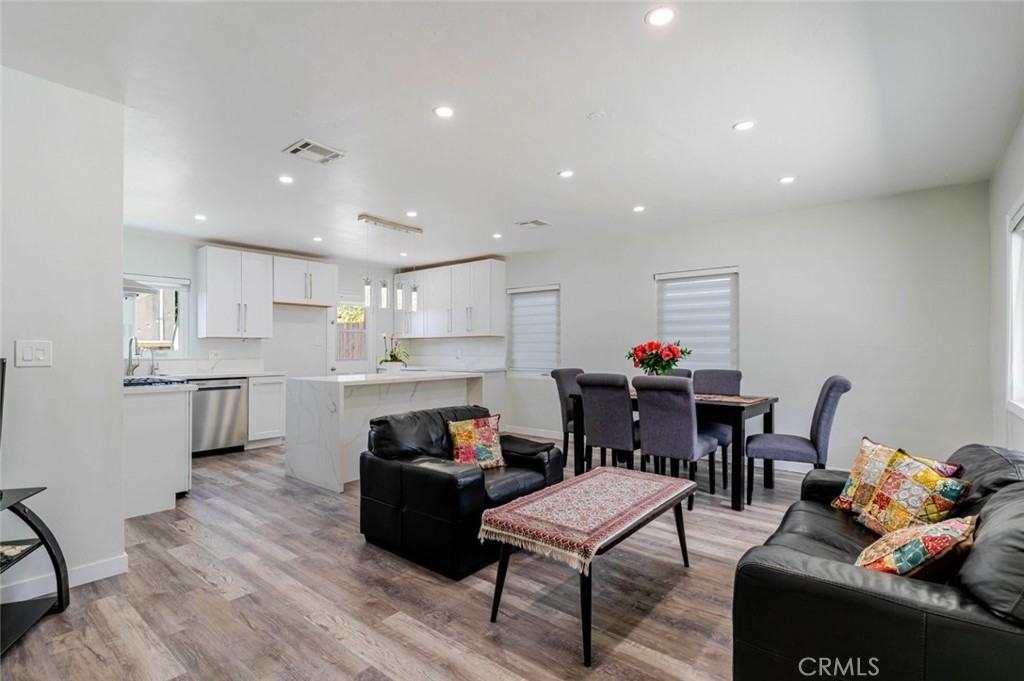 10777 Mountair Ave #10777 - Photo 4 of 30