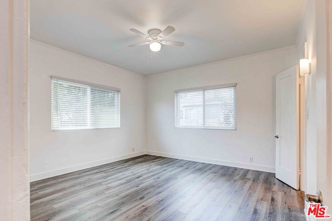 2215 N Niagara St #2215 - Photo 7 of 19