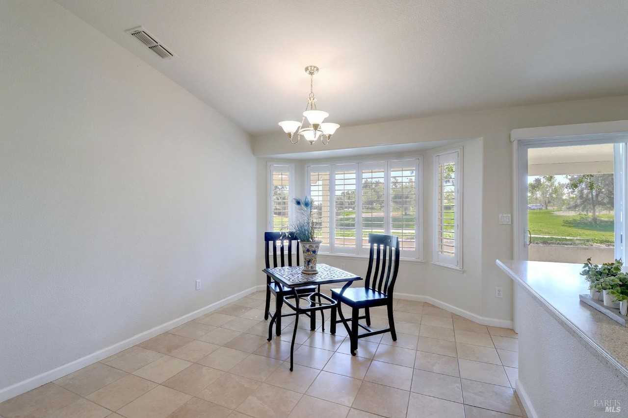 359 Glenn Lakes Dr #359 - Photo 2 of 34