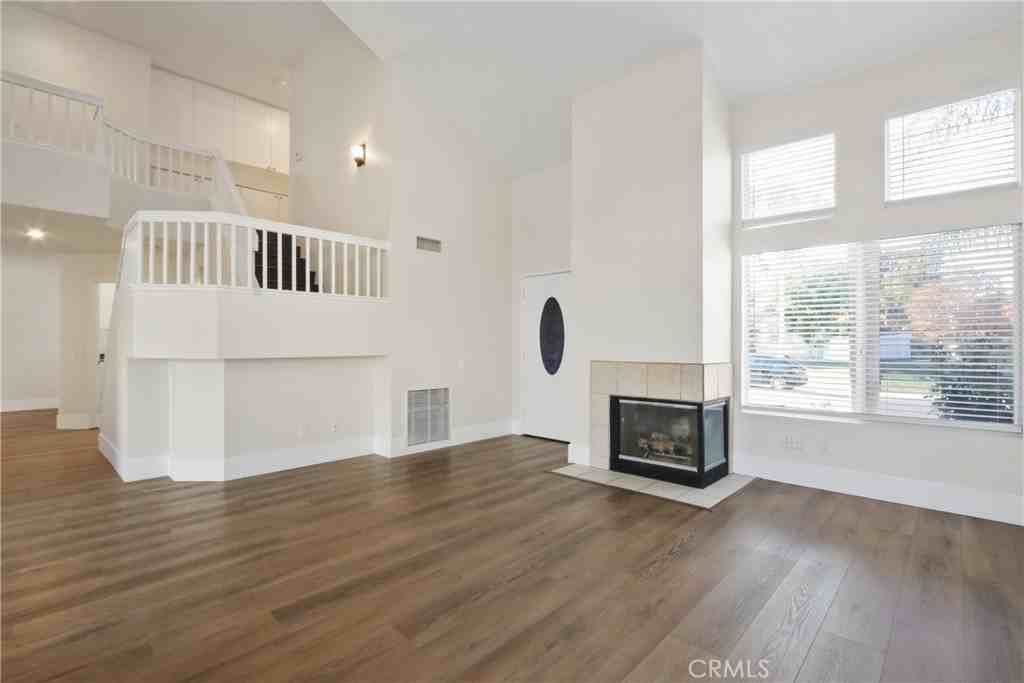 2475 Water Way #2475 - Photo 7 of 20