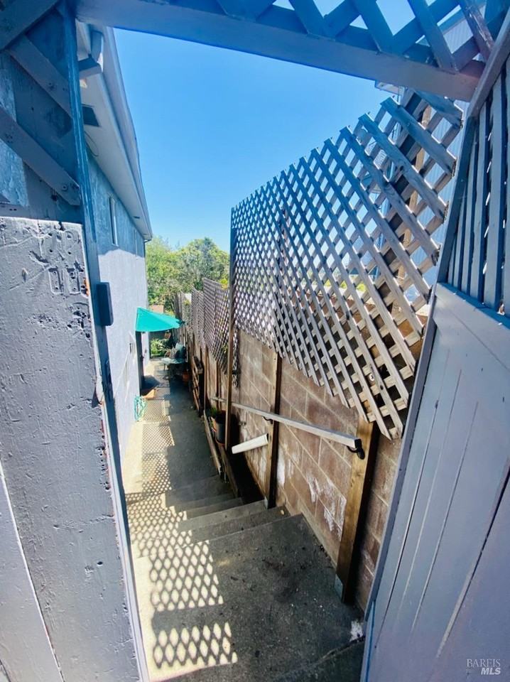 1722 Santa Clara St #1722LOWR - Photo 4 of 13