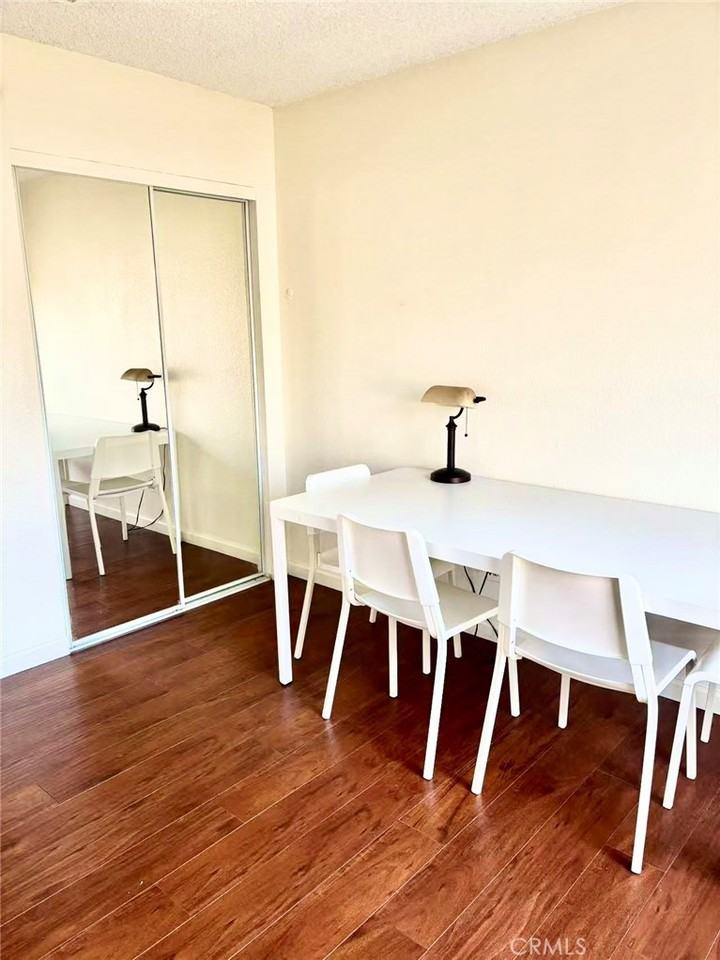 18 Town And Country Rd #18-34 - Photo 6 of 26