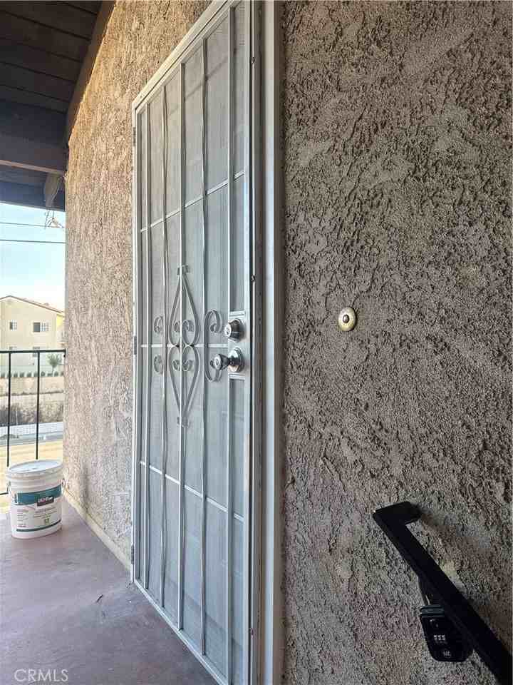 503 S 1st St #503-3 - Photo 3 of 3