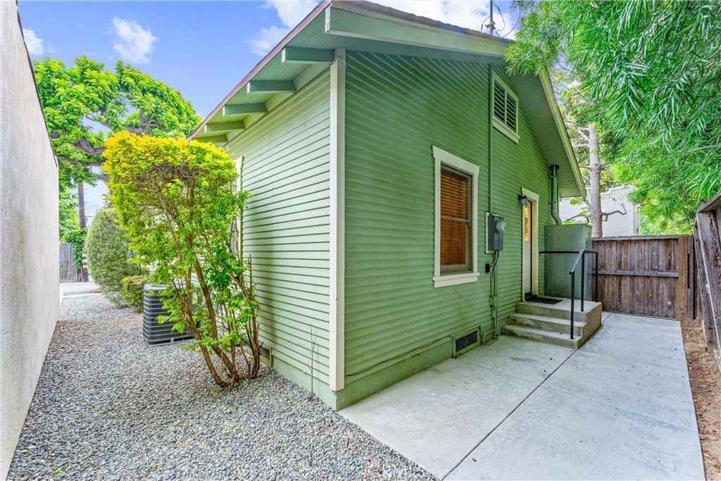 219 N Center St #219 - Photo 6 of 21