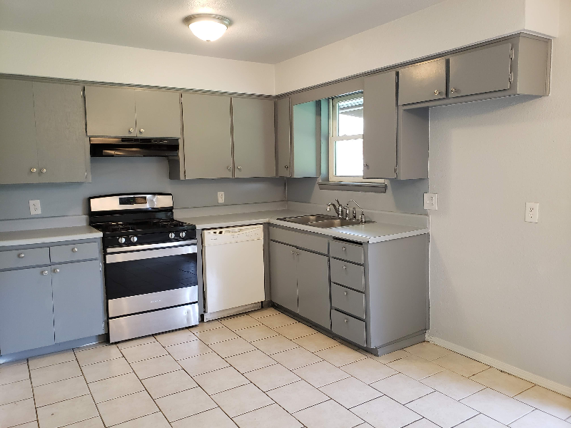 4316 S Wofford Ave - Photo 2 of 14