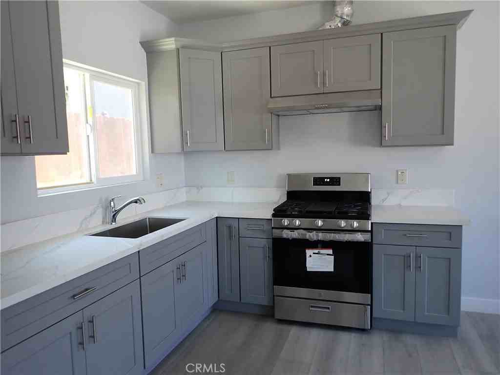 1738 S Varna St #1738C - Photo 2 of 13