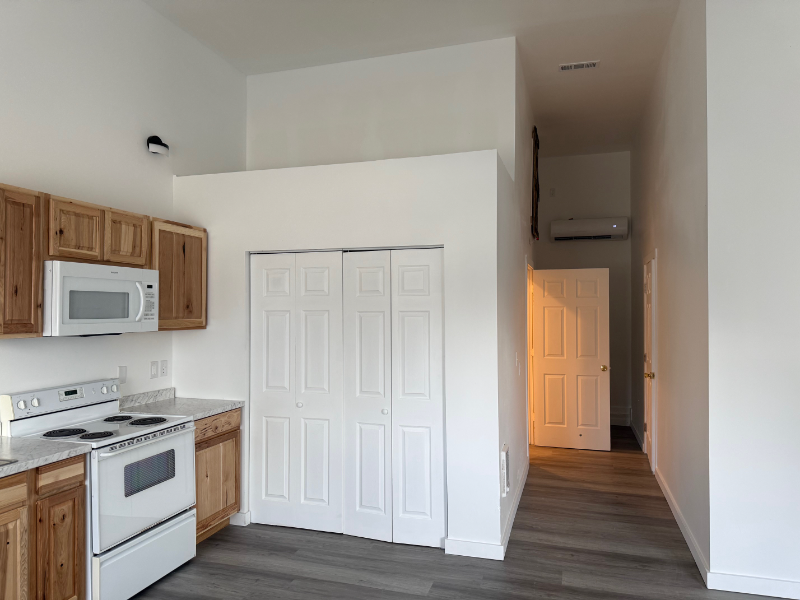 113 Skeels Ave - Photo 6 of 8