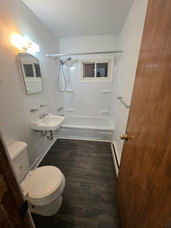 6166 S Packard Ave #205 - Photo 4 of 4