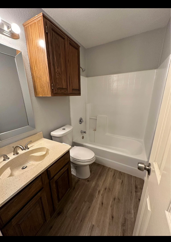 122 Larchbrook Dr - Photo 6 of 10