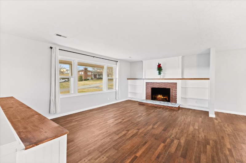 122 Brightridge Dr - Photo 2 of 36