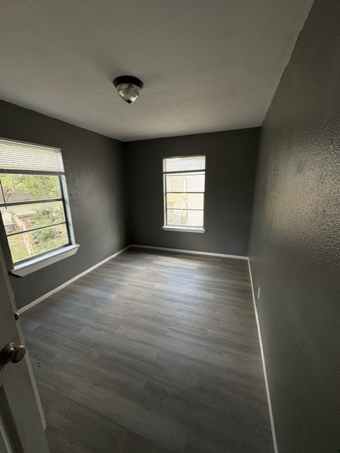 2513 Quintana Rd #6 - Photo 4 of 9