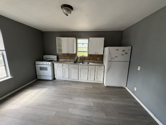 2513 Quintana Rd #6 - Photo 6 of 9