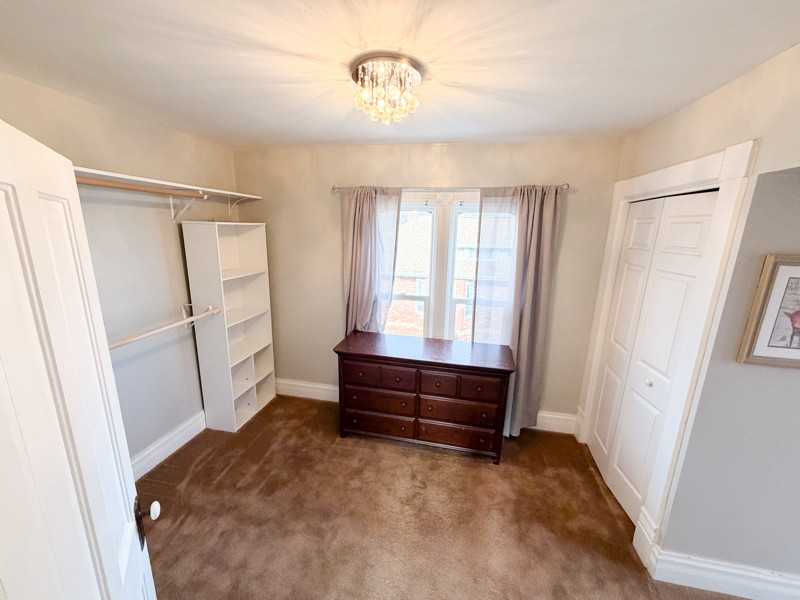 78 Garfield Ave - Photo 4 of 17