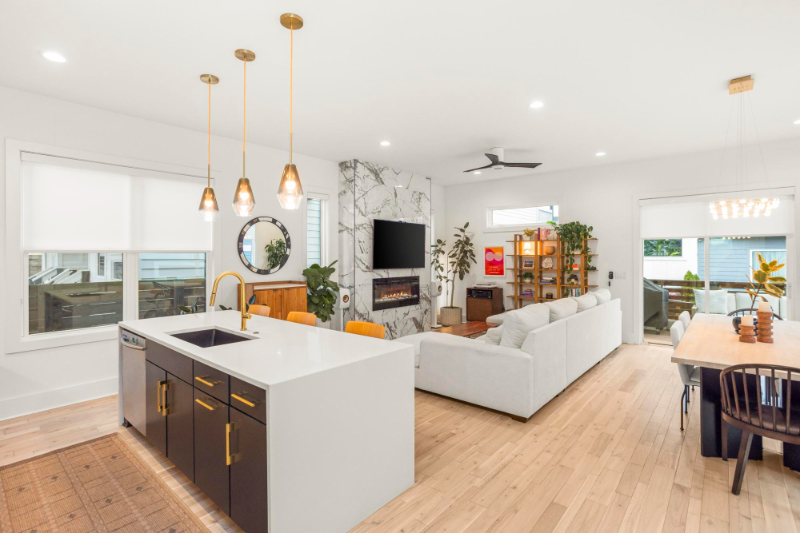 2210A 14th Ave N - Photo 4 of 20