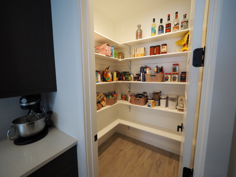 1504 New Holland Dr - Photo 5 of 20