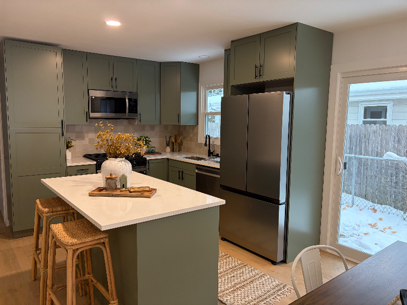 1524 Pewaukee Rd - Photo 4 of 8