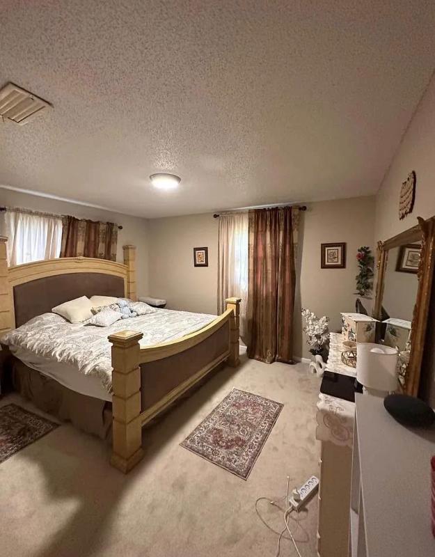 257 S Fairbairn Dr - Photo 5 of 15