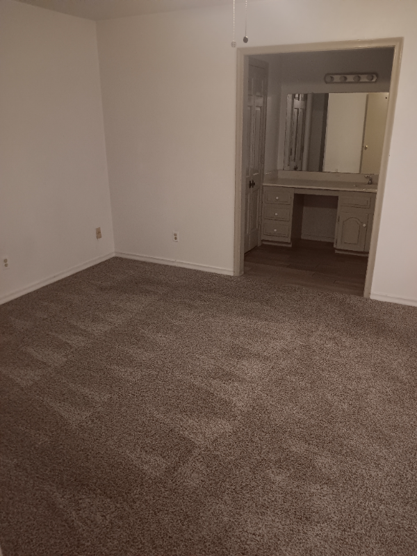 2746 Meadow Gate Ln #2 - Photo 6 of 17