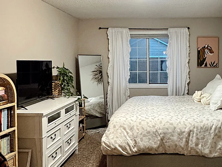 9902 Fillmore St Ne - Photo 6 of 11