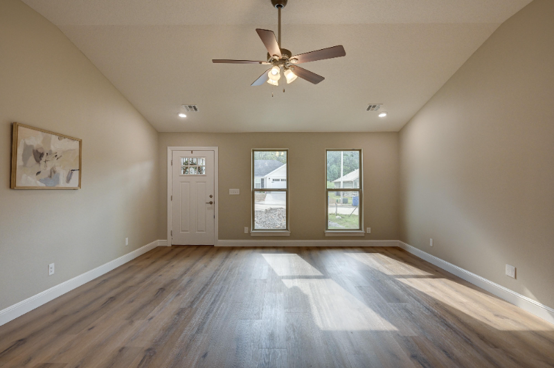 1242A Sheila Ann Dr - Photo 2 of 18