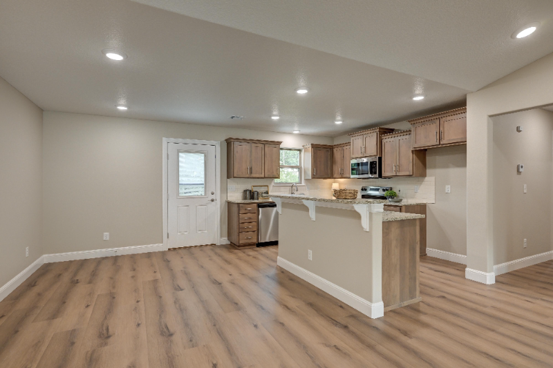 1242A Sheila Ann Dr - Photo 5 of 18