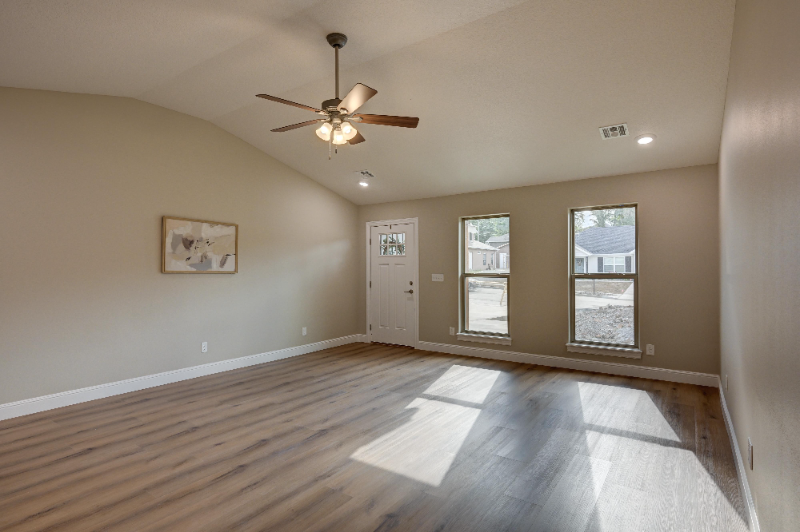 1242A Sheila Ann Dr - Photo 7 of 18