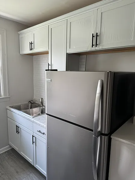 3224 Monterey St - Photo 2 of 10