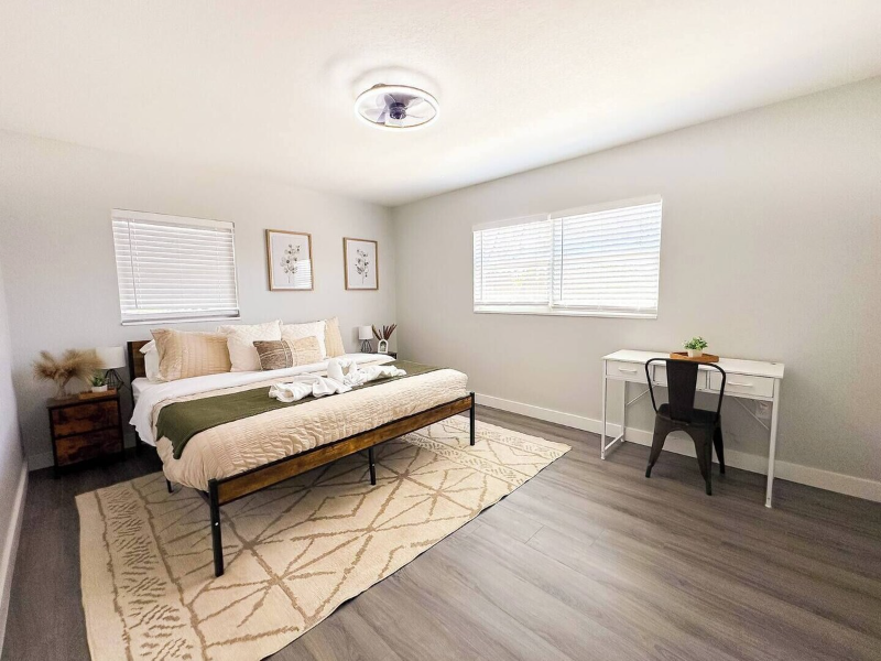 8911 Oren Ave - Photo 6 of 18