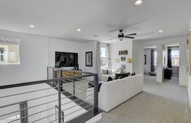 1111 Blue Diamond Rd - Photo 5 of 10