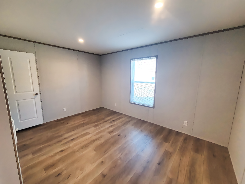 87 Deerwood Park - Photo 6 of 11