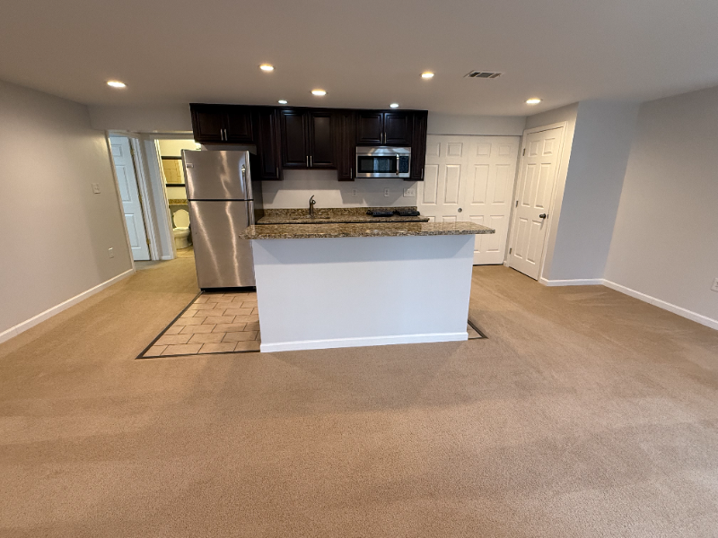 3430 Flint Hill Pl #B - Photo 3 of 8