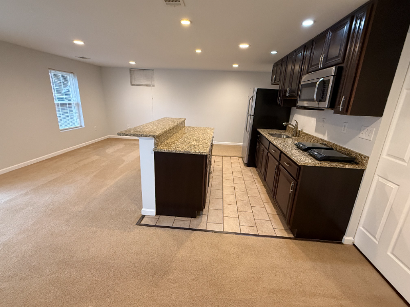 3430 Flint Hill Pl #B - Photo 4 of 8