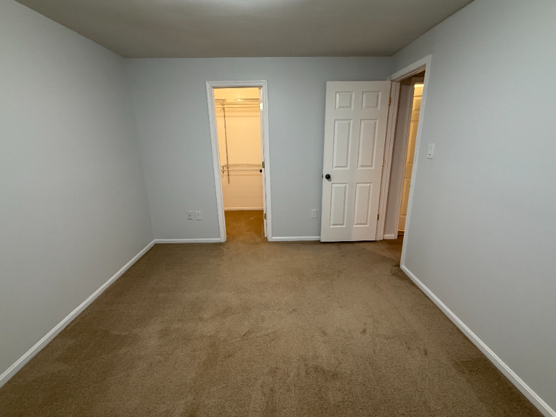 3430 Flint Hill Pl #B - Photo 7 of 8