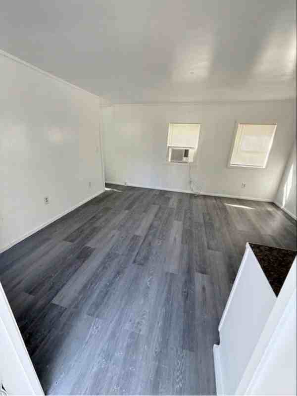 215 Weeks Rd #5 - Photo 2 of 5