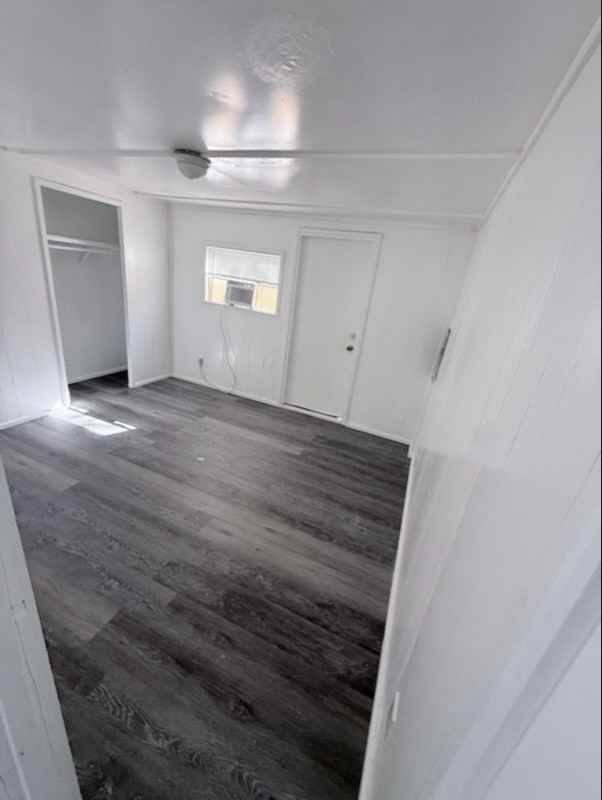 215 Weeks Rd #5 - Photo 4 of 5